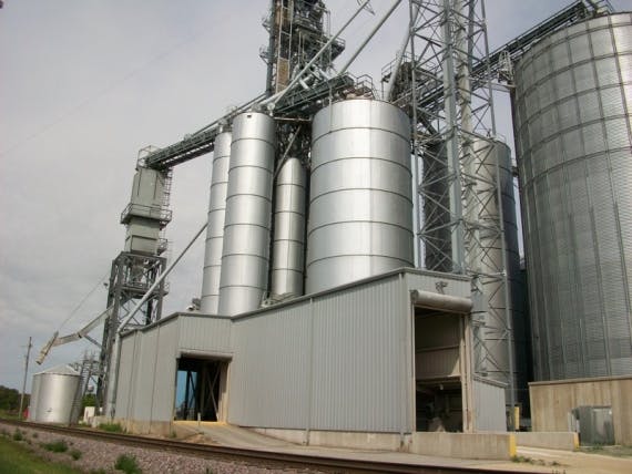 Painting Grain Elevators & Feed Mills